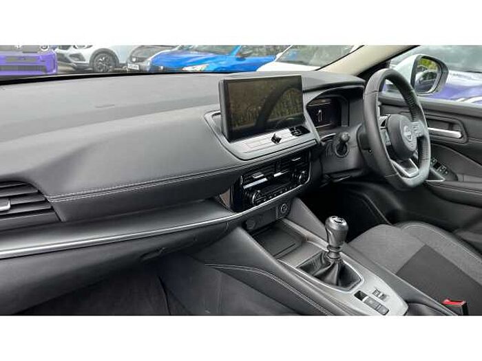 Nissan Qashqai QASHQAI 1.3 DiG-T MH N-Connecta 5dr 