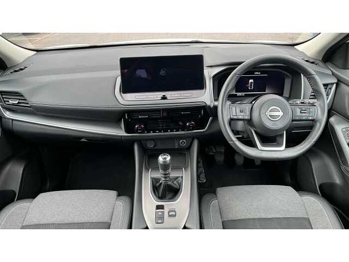 Nissan Qashqai QASHQAI 1.3 DiG-T MH N-Connecta 5dr 