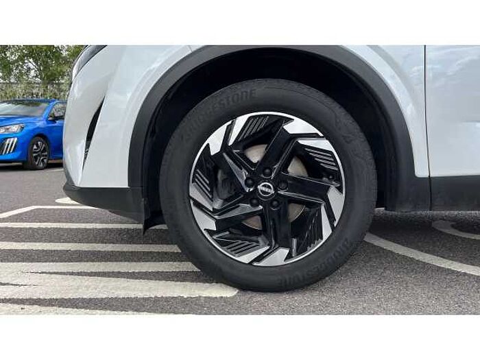 Nissan Qashqai QASHQAI 1.3 DiG-T MH N-Connecta 5dr 