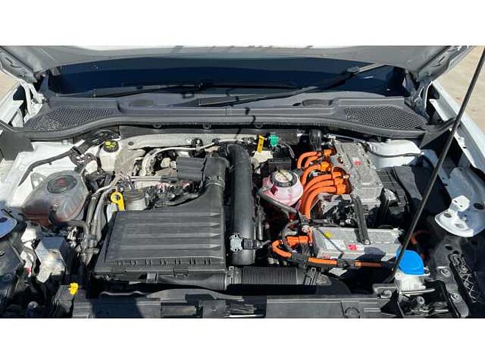 CUPRA Formentor FORMENTOR 1.4 eHybrid 245 VZ2 5dr DSG 