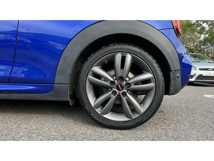 MINI Mini HATCHBACK 2.0 Cooper S Sport II 3dr Auto 