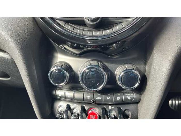 MINI Mini HATCHBACK 2.0 Cooper S Sport II 3dr Auto 