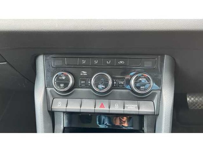 SKODA Karoq KAROQ 1.5 TSI SE 5dr DSG 