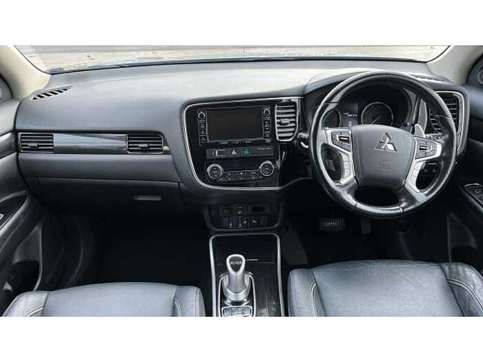 Mitsubishi Outlander OUTLANDER 2.0 PHEV GX4hs 5dr Auto 