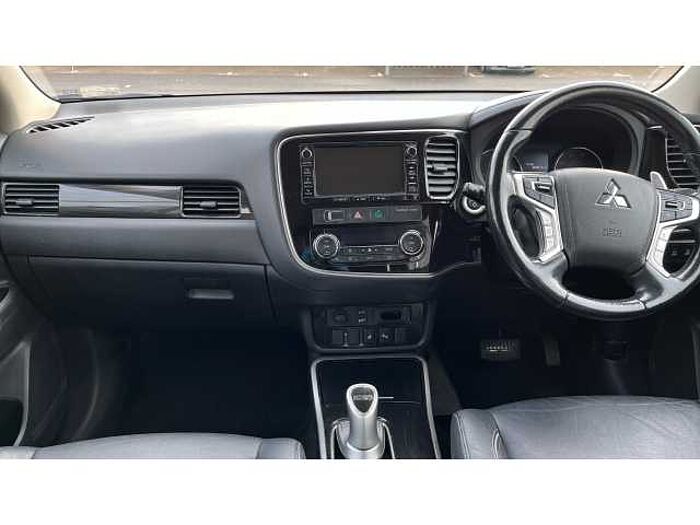 Mitsubishi Outlander OUTLANDER 2.0 PHEV GX4hs 5dr Auto 