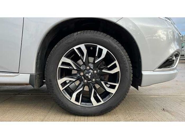 Mitsubishi Outlander OUTLANDER 2.0 PHEV GX4hs 5dr Auto 