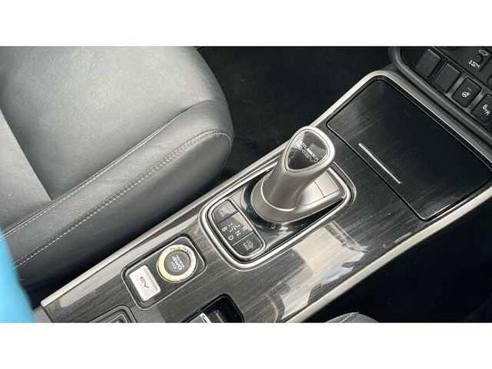 Mitsubishi Outlander OUTLANDER 2.0 PHEV GX4hs 5dr Auto 