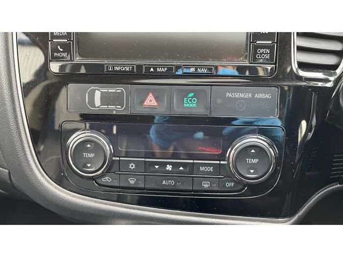 Mitsubishi Outlander OUTLANDER 2.0 PHEV GX4hs 5dr Auto 